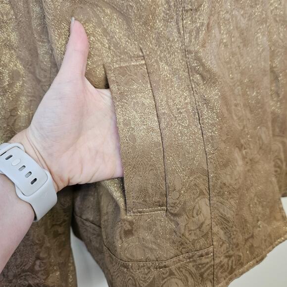 Chico's Jacquard Linea Blazer Jacket Size 2 / L Tan and Gold Accent Mature - Picture 5 of 10